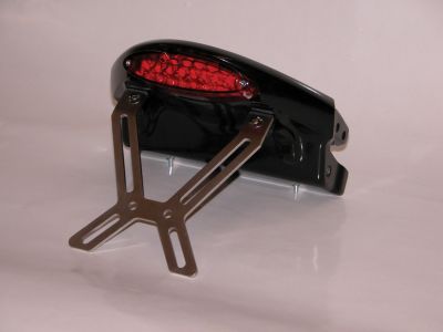LED Rckleuchte inkl. Kennzeichenbeleuchtung Glas rot - Gre ca. 110 mm x 34 mm