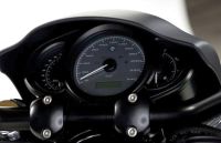 Cockpitgehäuse inkl. Riser und neue in der Höhe einstellbare Halterung zur Montage der originalen Front-Scheinwerfermaske für Harley-Davidson Night Rod Modelle